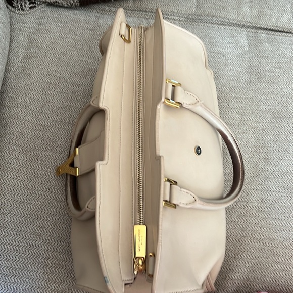 YSL Handbag 👜‎ - Picture 7 of 16